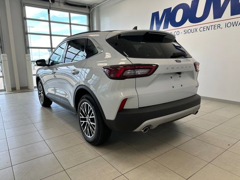 New 2025 Ford Escape Plug-in Hybrid image 30