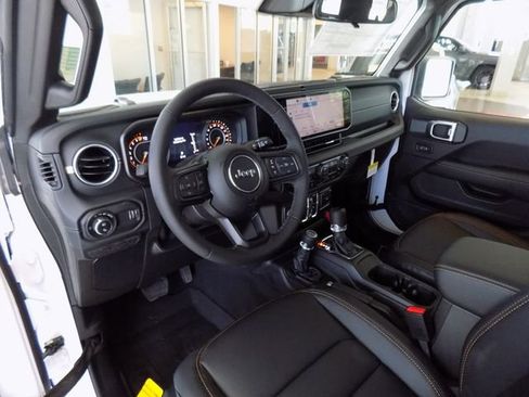 New 2026 Jeep Gladiator Sport AWD/4WD image 15