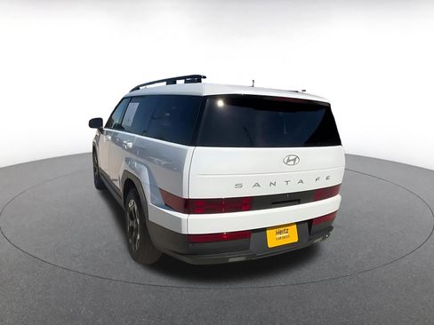 Used 2025 Hyundai Santa Fe SEL FWD image 11
