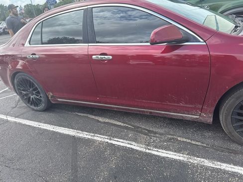 Used 2010 Chevrolet Malibu LTZ FWD image 7