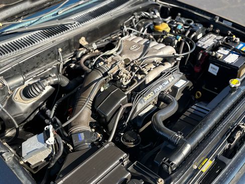 Used 1998 Toyota Tacoma 4x4 Xtracab V6 image 15