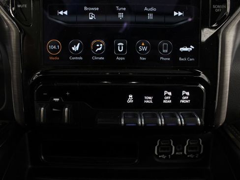 Used 2021 RAM 1500 Limited AWD/4WD image 8