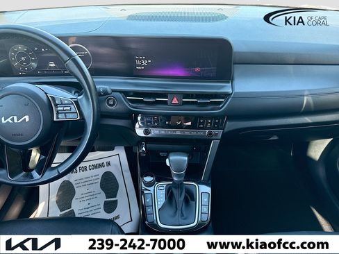 Certified 2024 Kia Seltos EX image 18