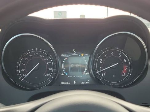 Used 2016 Jaguar F-TYPE R image 25
