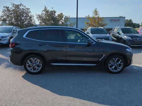 Used 2024 BMW X3 sDrive30i RWD image 2