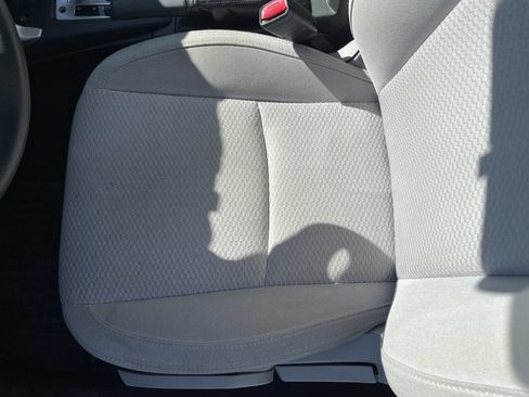 Used 2015 Subaru Forester 2.5i w/ Alloy Wheel Package image 17