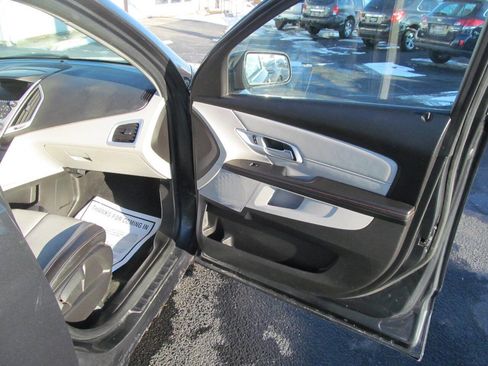 Used 2013 GMC Terrain SLT image 18