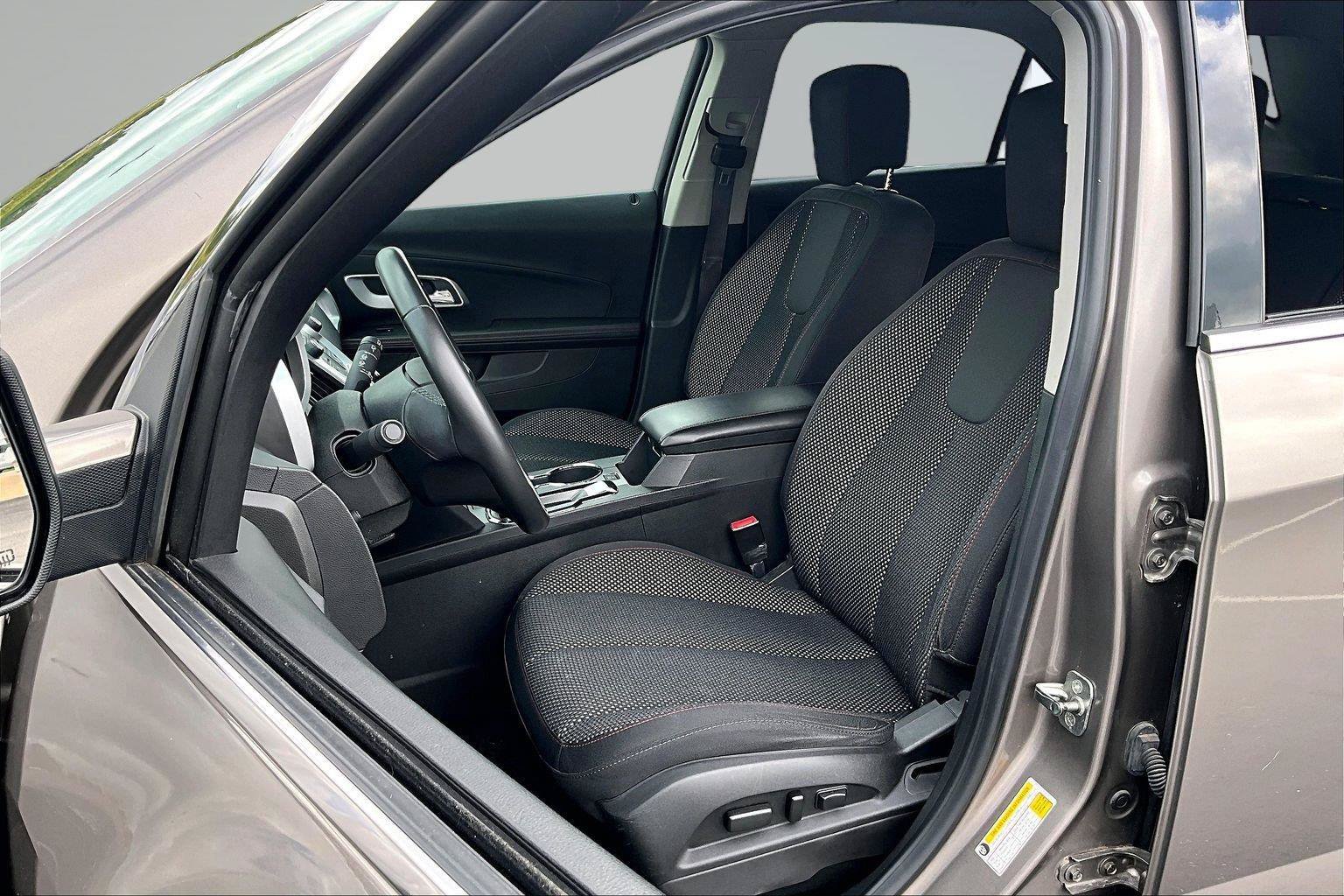 Used 2011 Chevrolet Equinox LT w/ All-Star Package AWD/4WD image 26