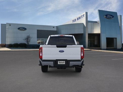 New 2026 Ford F250 XLT w/ FX4 Off-Road Package AWD/4WD image 6