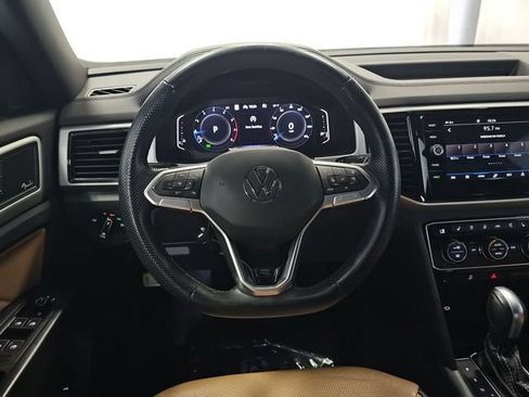 Used 2023 Volkswagen Atlas Cross Sport SEL Premium R-Line AWD/4WD image 6