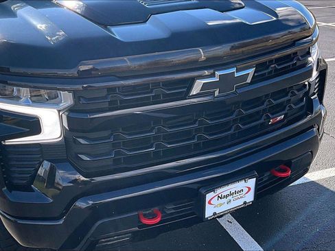 Used 2024 Chevrolet Silverado 1500 LT Trail Boss w/ Convenience Package II image 29