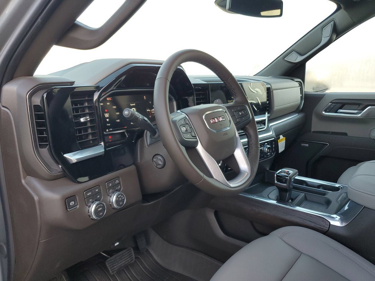 New 2026 GMC Sierra 1500 SLT w/ SLT Premium Plus Package AWD/4WD image 22