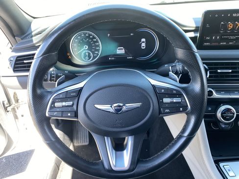 Used 2022 Genesis G70 2.0T RWD image 26
