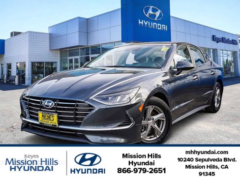 Certified 2023 Hyundai Sonata SE w/ Cargo Package image 1