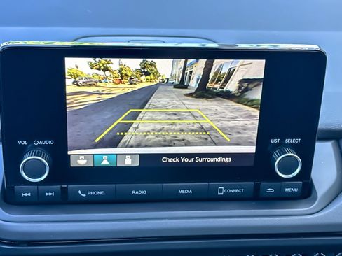 Used 2025 Honda Accord LX image 24