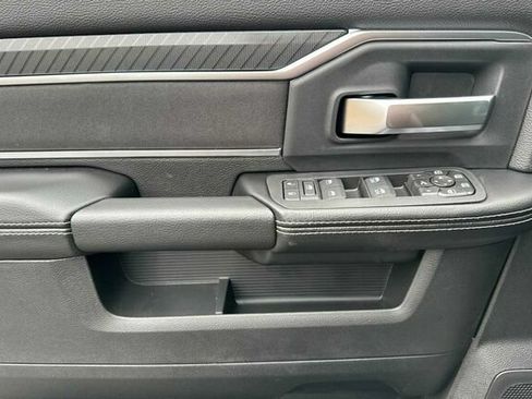 New 2026 RAM 2500 Big Horn AWD/4WD image 8