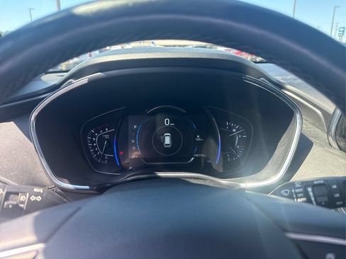 Used 2020 Hyundai Santa Fe Limited AWD/4WD image 13