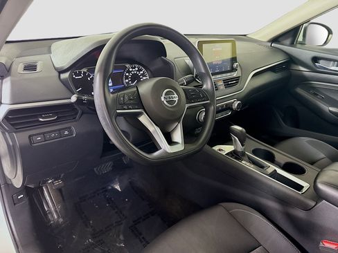 Used 2019 Nissan Altima 2.5 S FWD image 23