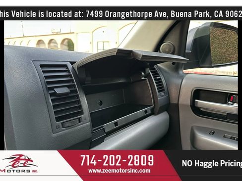 Used 2008 Toyota Sequoia Limited image 42