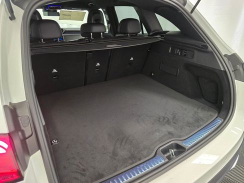 New 2025 Mercedes-Benz GLC 300 4MATIC image 19