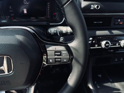 New 2026 Honda Pilot Touring image 32