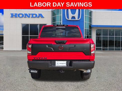 Used 2024 Nissan Titan PRO-4X w/ Pro-4x Utility Package AWD/4WD image 4