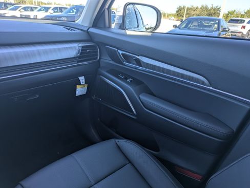 New 2025 Kia Telluride EX image 19