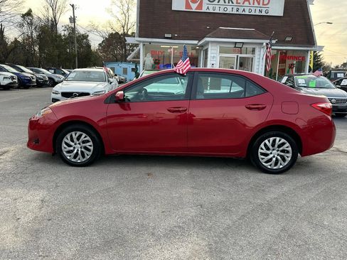 Used 2017 Toyota Corolla LE w/ Carpet Mat Package (TMS) image 2