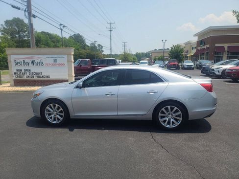 Used 2016 Chevrolet Malibu LTZ image 4