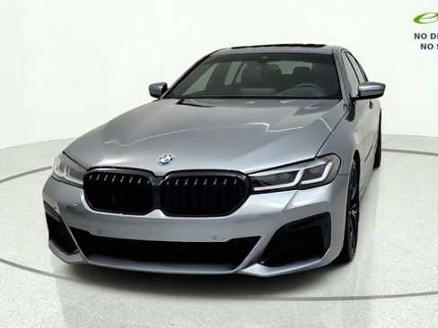 Used 2023 BMW 530i w/ M Sport Package RWD image 3