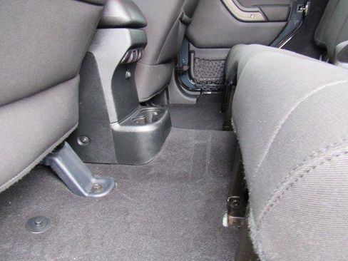 Used 2017 Jeep Wrangler Unlimited Sport w/ Quick Order Package 24S image 29