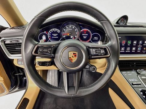 Used 2023 Porsche Panamera image 15