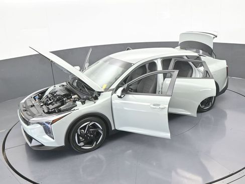 Used 2025 Kia K4 EX image 64