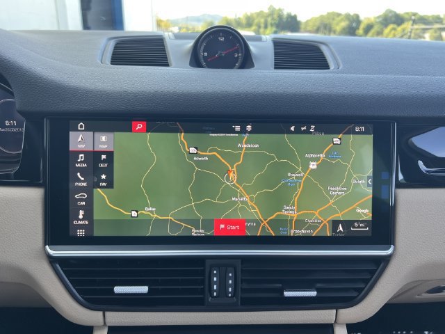 Used 2019 Porsche Cayenne AWD/4WD image 24
