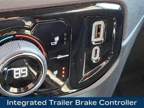 Used 2022 Chevrolet Silverado 1500 LT Trail Boss w/ Convenience Package II image 28