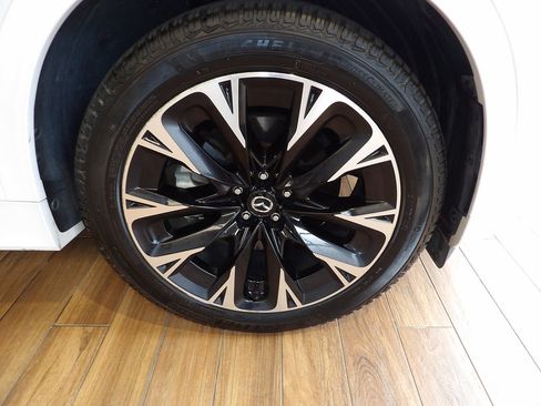 Certified 2024 MAZDA CX-90 3.3 Turbo S w/ Premium Plus AWD/4WD image 4