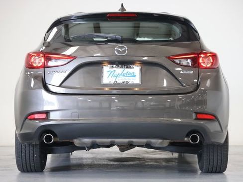 Used 2018 MAZDA MAZDA3 Grand Touring w/ Premium Equipment Package FWD image 14
