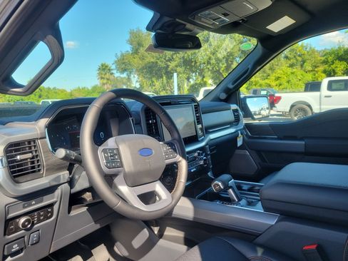 New 2025 Ford F150 Lariat w/ Equipment Group 501A Mid image 19