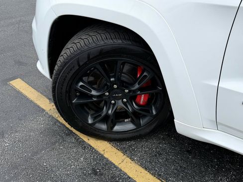 Used 2017 Jeep Grand Cherokee SRT AWD/4WD image 11