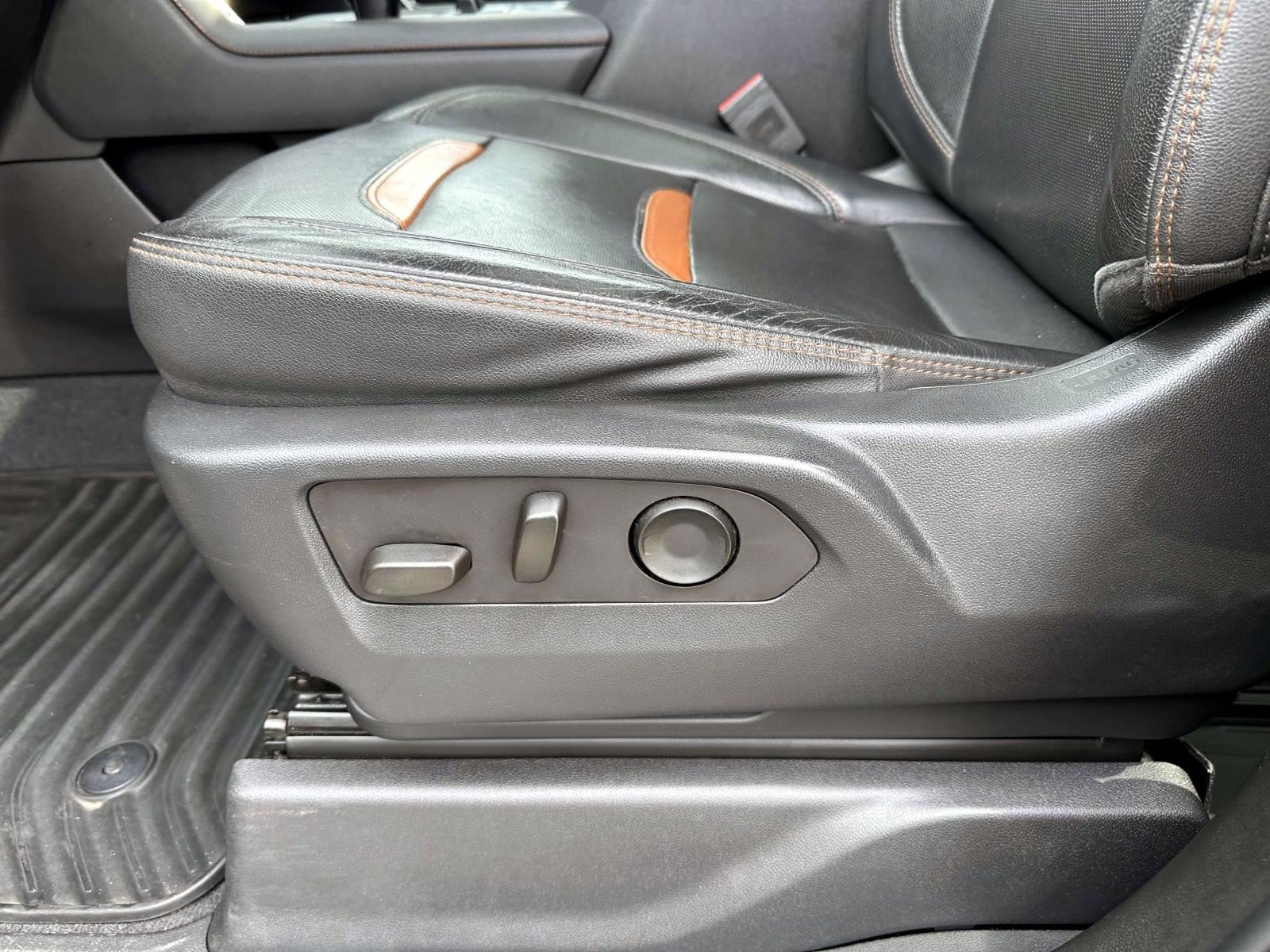 Used 2023 GMC Sierra 1500 AT4 w/ AT4 Premium Package AWD/4WD image 10