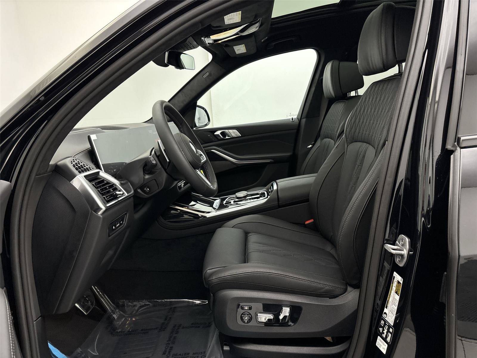 New 2026 BMW X7 M60i AWD/4WD image 25