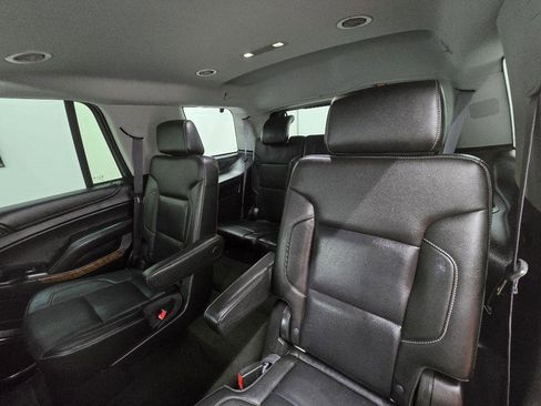 Used 2017 Chevrolet Tahoe Premier RWD image 18