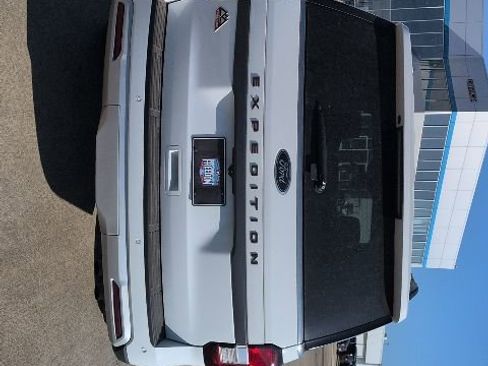 Used 2024 Ford Expedition Timberline image 5