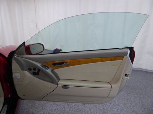 Used 2004 Mercedes-Benz SL 500 image 21