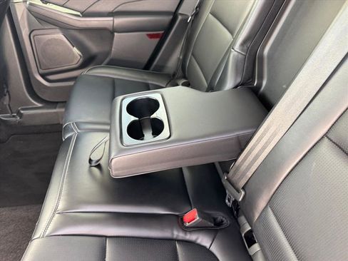 Used 2025 Ford Escape Platinum AWD/4WD image 11