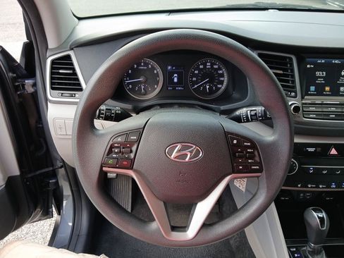 Used 2018 Hyundai Tucson SEL FWD image 21