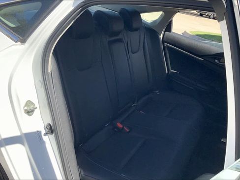 Used 2019 Honda Insight Touring image 18