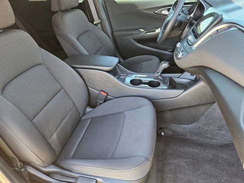 Used 2020 Chevrolet Malibu LS image 15