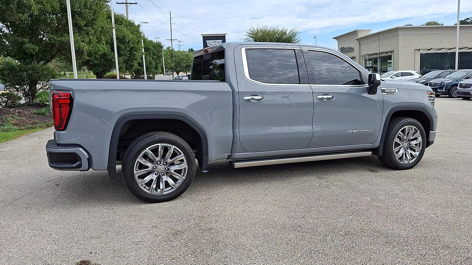 Certified 2025 GMC Sierra 1500 Denali w/ Denali Reserve Package AWD/4WD image 9