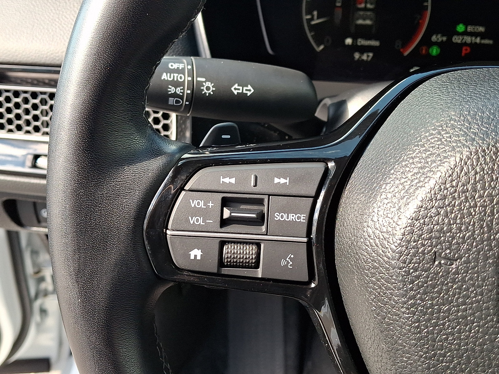 Used 2024 Honda Civic Sport image 18